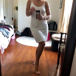 White textured mini skirt